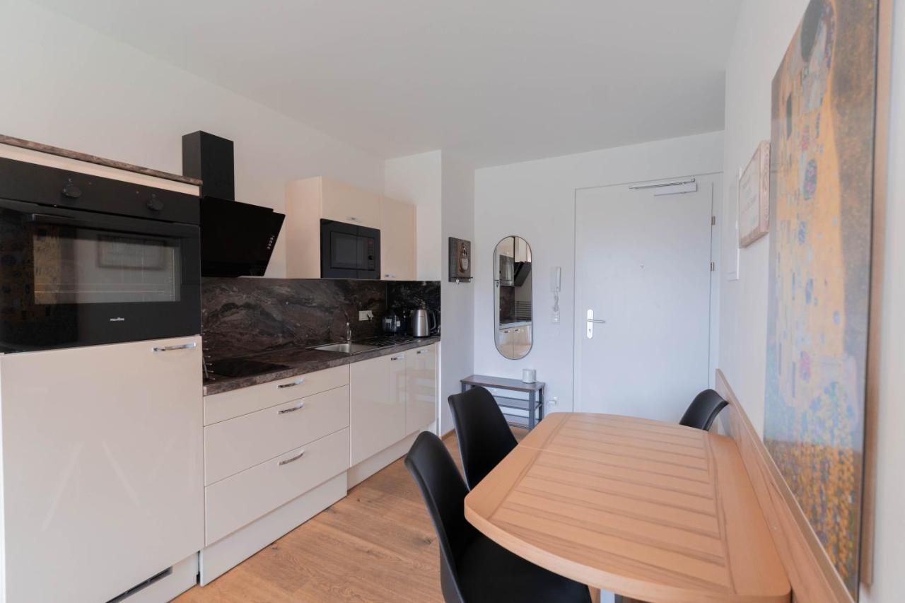 Modern Apartment With Private Balcony Near City Center Viyana Dış mekan fotoğraf